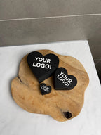 Personalisierbare Herzbox mit Logo